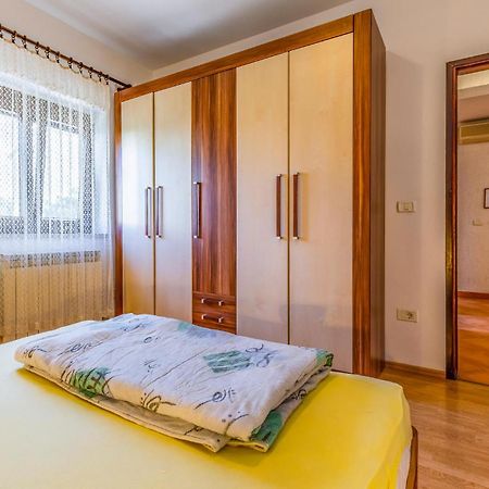 Gorgeous Apartment In Pula With Kitchen Экстерьер фото