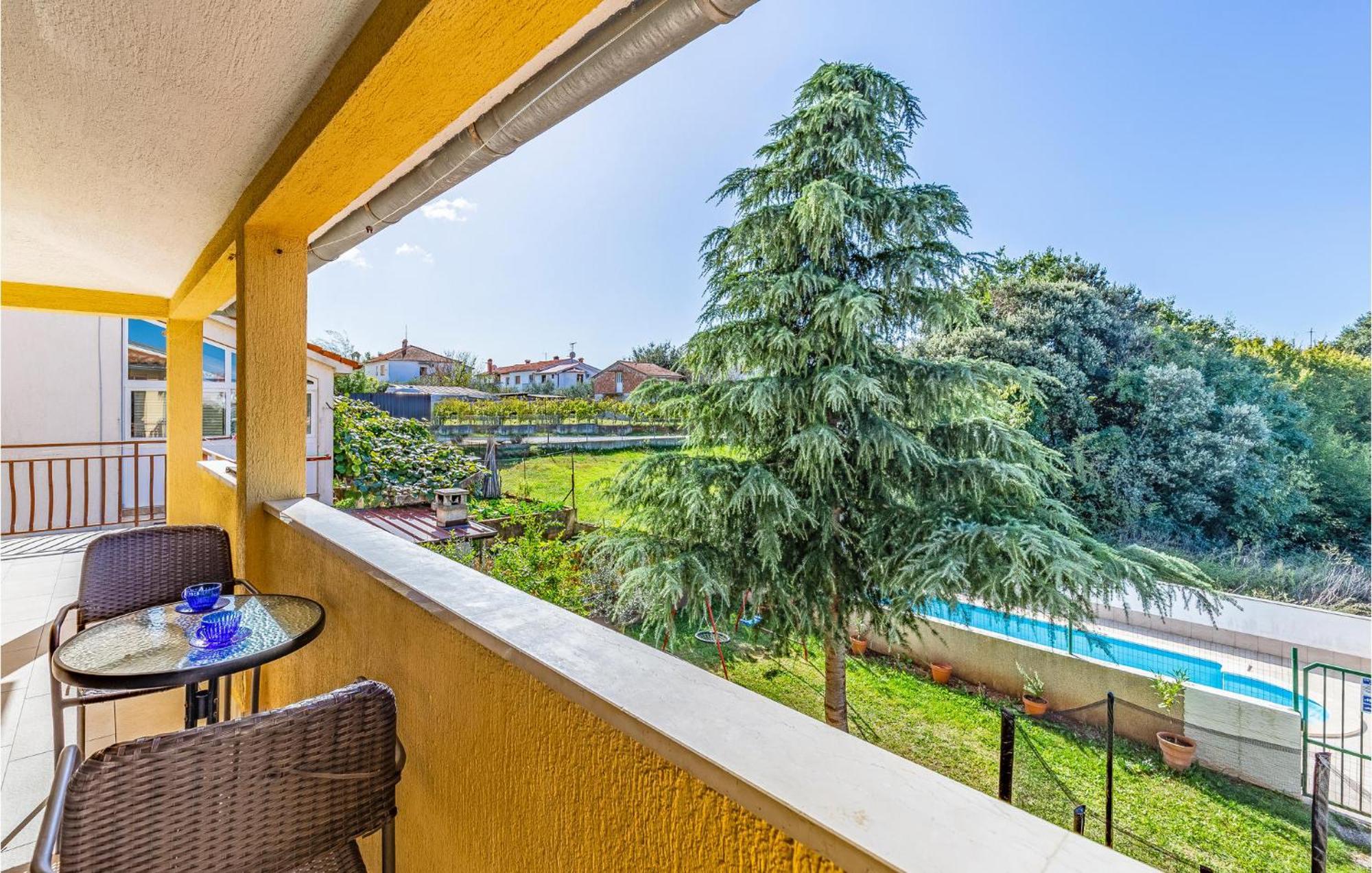 Gorgeous Apartment In Pula With Kitchen Экстерьер фото