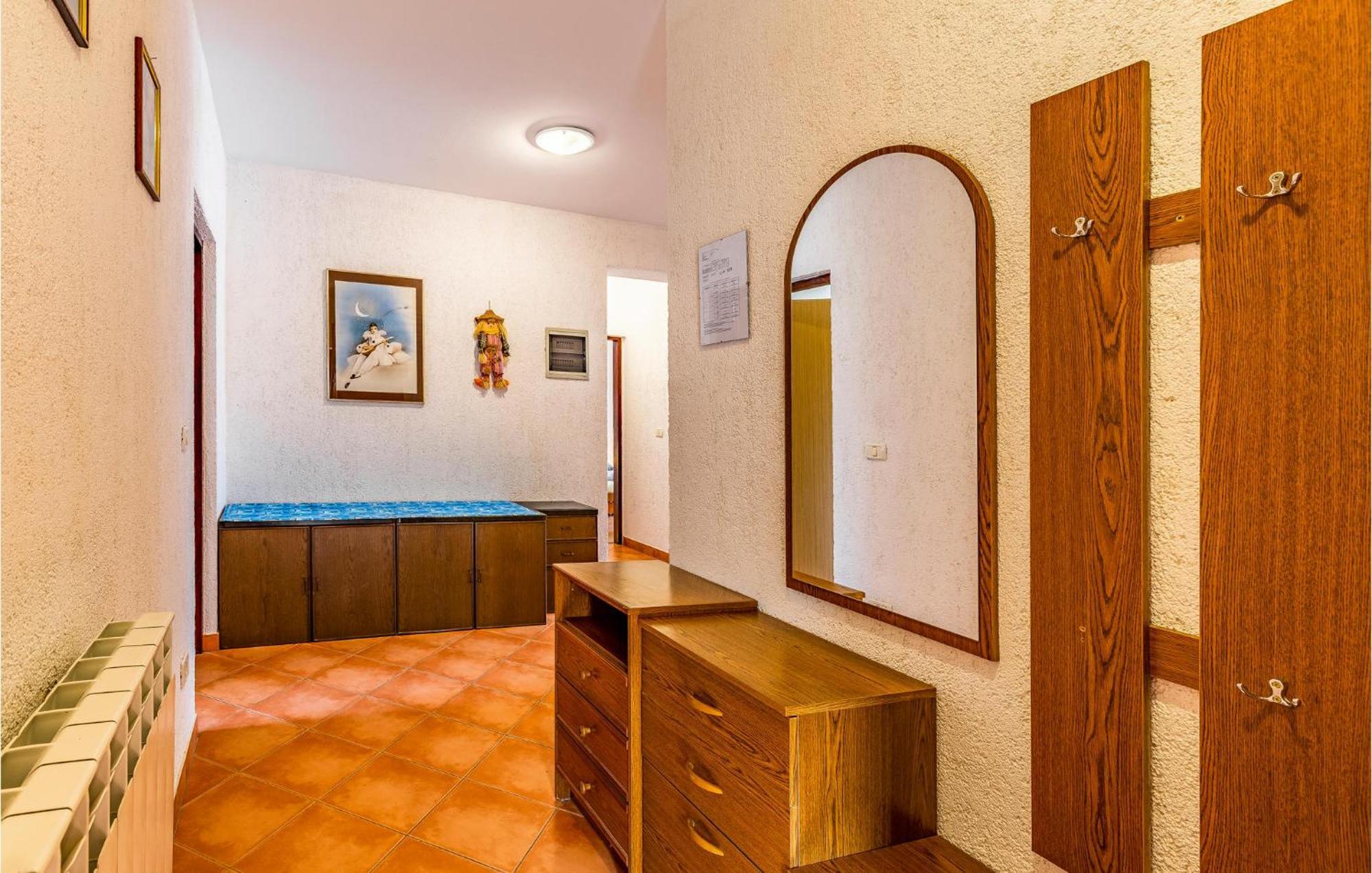Gorgeous Apartment In Pula With Kitchen Экстерьер фото