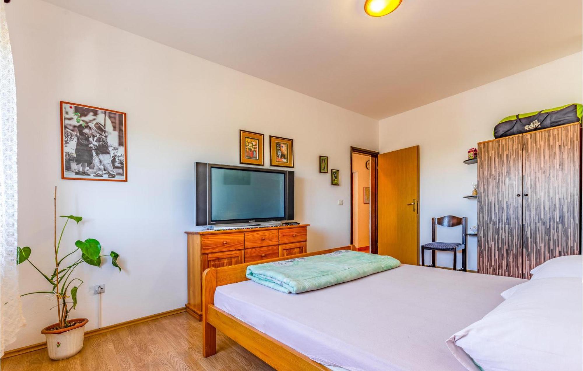 Gorgeous Apartment In Pula With Kitchen Экстерьер фото